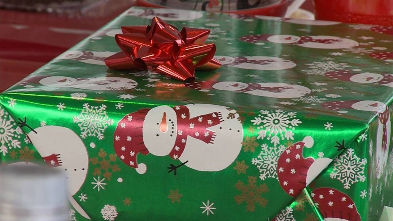 Why giving to others makes us feel good