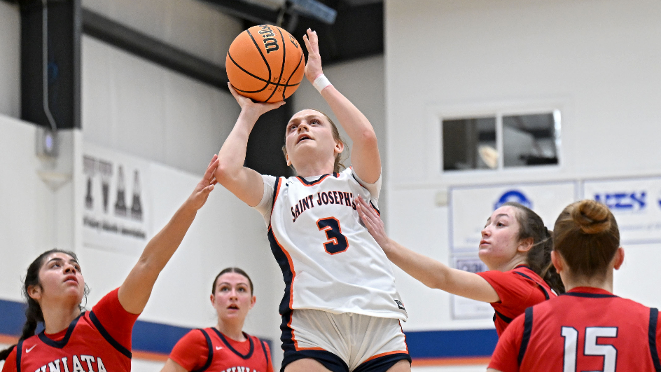 Saint Joseph's Catholic Academy's Naomi Crispin hits 2000th point