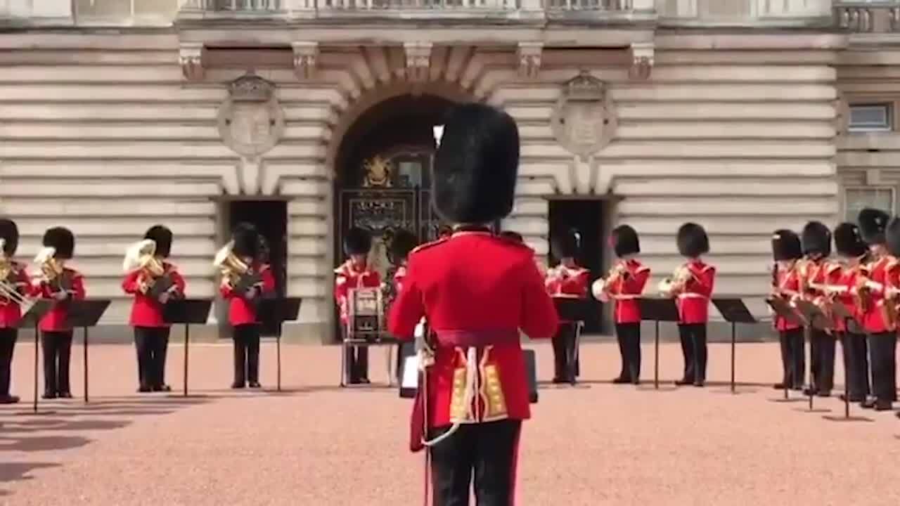 British Army gives Aretha Franklin R.E.S.P.E.C.T.