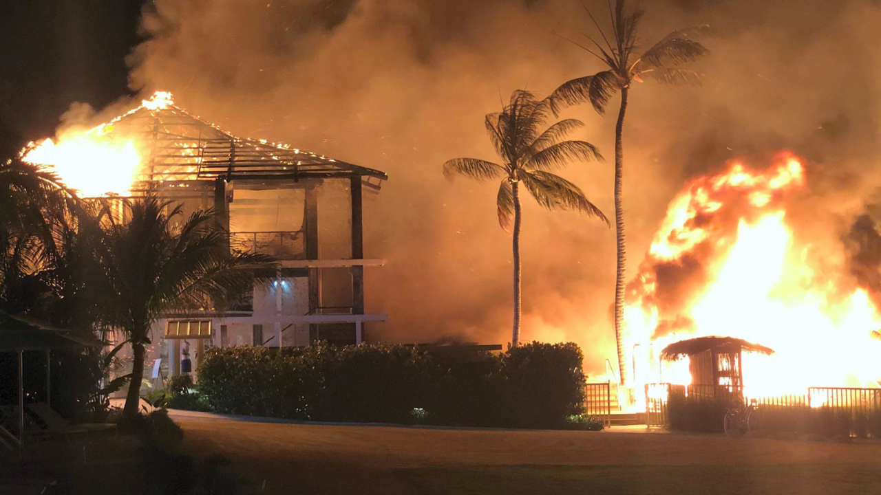 Fire destroyed main building of Key Largo's Bungalows resort | Miami Herald