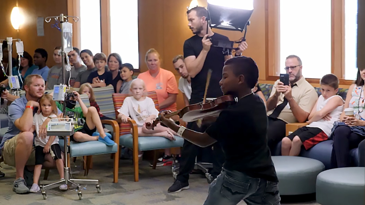 AGT Behind the Scenes: Tyler Butler-Figueroa visits UNC Children’s Hospital