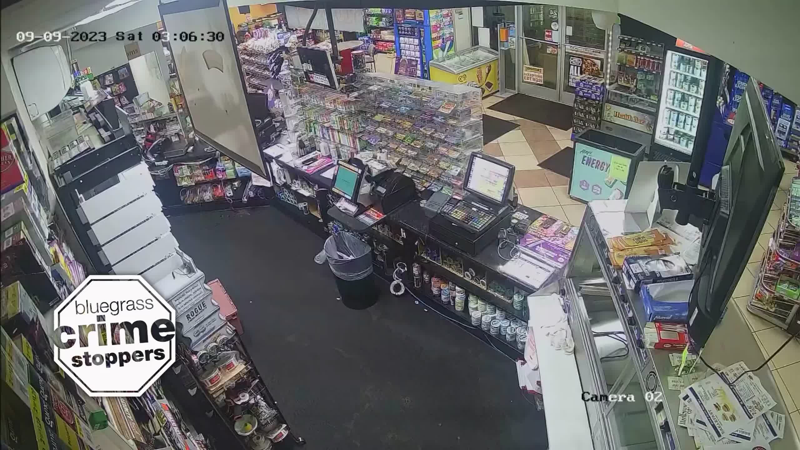 Lexington police look for suspect in an armed robbery | Lexington ...