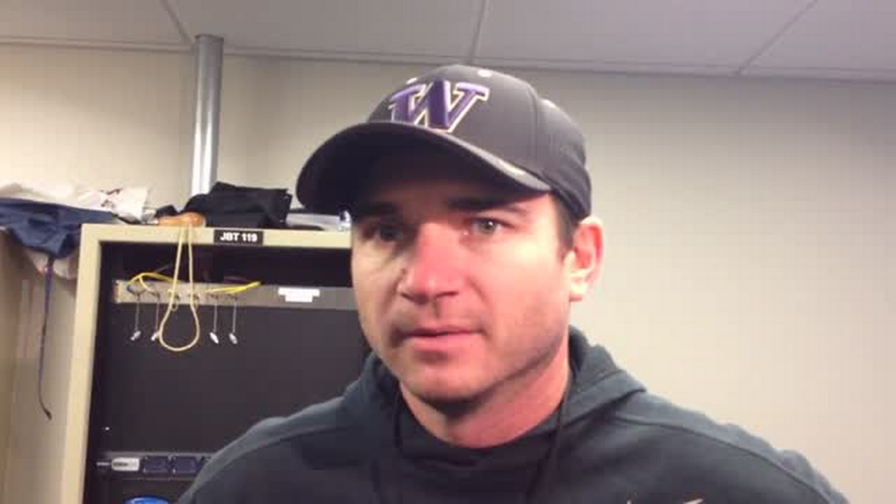 VIDEO: Huskies OC Jonathan Smith talks Oregon, Stanford