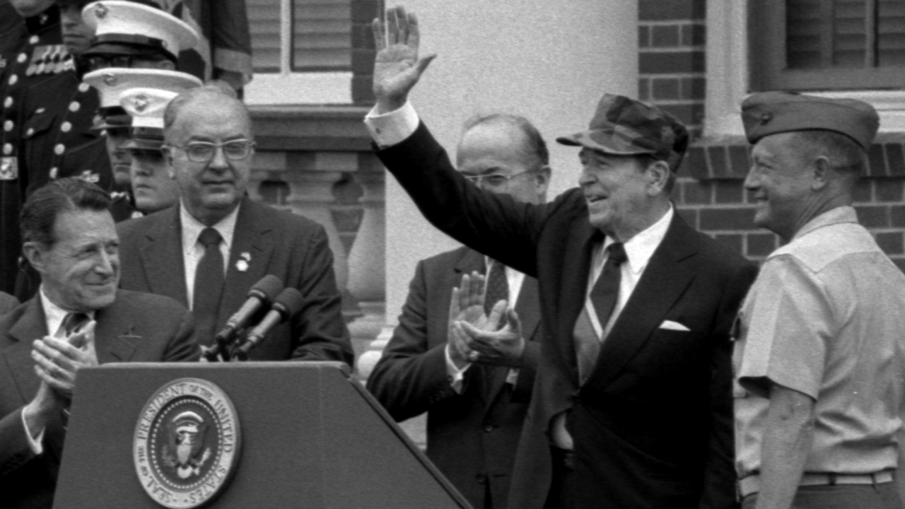 When Ronald Reagan flew to Parris Island to pitch his budget, 3,700 recruits greeted him
